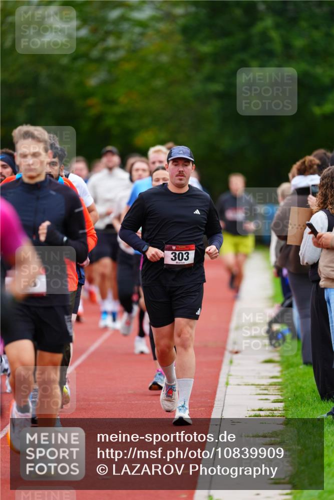 11.10.2026 - Bramfelder Halbmarathon 2026 LAZAROV Photography http://msf.ph/oto/10839909 11.10.2026 09:30:57 Laufen 303 meine-sportfotos.de