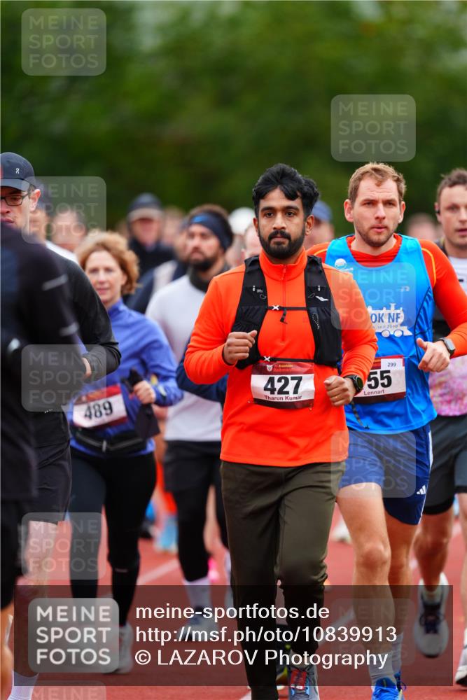 11.10.2026 - Bramfelder Halbmarathon 2026 LAZAROV Photography http://msf.ph/oto/10839913 11.10.2026 09:31:01 Laufen 489, 427, 2010, 55, 299 meine-sportfotos.de