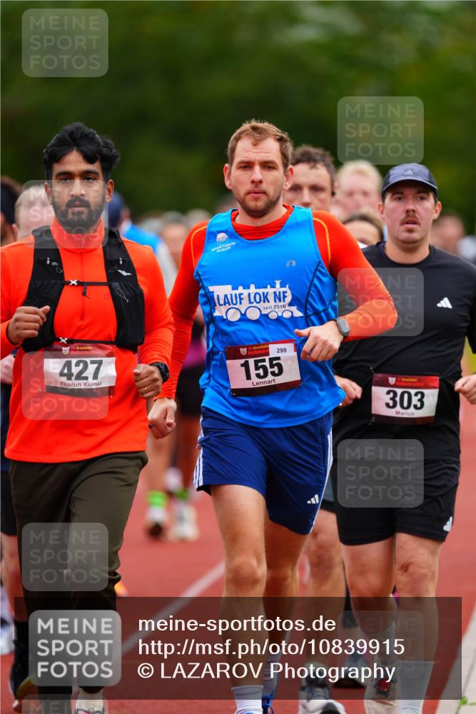 11.10.2026 - Bramfelder Halbmarathon 2026 LAZAROV Photography http://msf.ph/oto/10839915 11.10.2026 09:31:01 Laufen 427, 2010, 299, 155, 303 meine-sportfotos.de