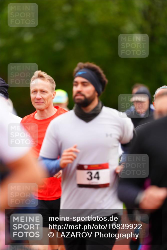 11.10.2026 - Bramfelder Halbmarathon 2026 LAZAROV Photography http://msf.ph/oto/10839922 11.10.2026 09:31:06 Laufen 34 meine-sportfotos.de