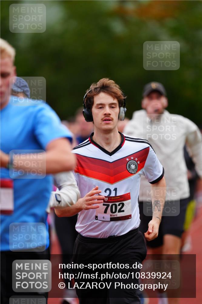 11.10.2026 - Bramfelder Halbmarathon 2026 LAZAROV Photography http://msf.ph/oto/10839924 11.10.2026 09:31:07 Laufen 21, 35, 702, 6 meine-sportfotos.de