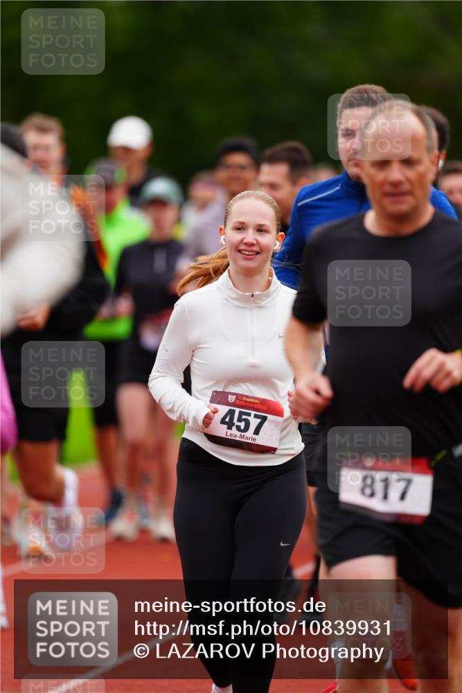 11.10.2026 - Bramfelder Halbmarathon 2026 LAZAROV Photography http://msf.ph/oto/10839931 11.10.2026 09:31:11 Laufen 35, 01, 457, 817 meine-sportfotos.de