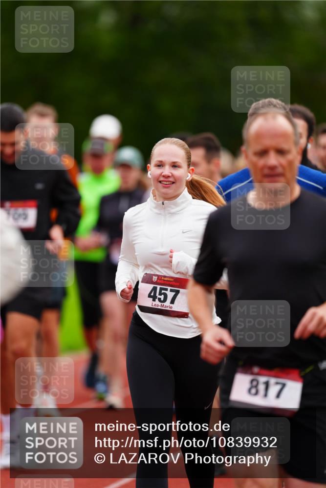 11.10.2026 - Bramfelder Halbmarathon 2026 LAZAROV Photography http://msf.ph/oto/10839932 11.10.2026 09:31:11 Laufen 457, 817 meine-sportfotos.de