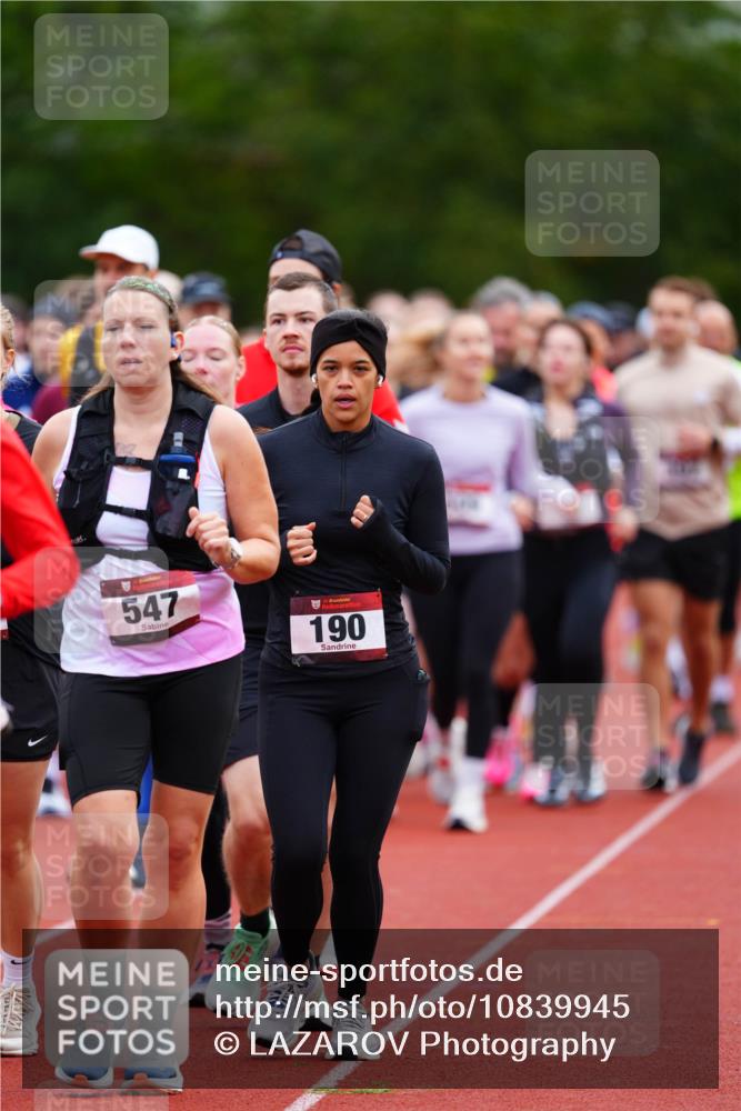 11.10.2026 - Bramfelder Halbmarathon 2026 LAZAROV Photography http://msf.ph/oto/10839945 11.10.2026 09:31:16 Laufen 547, 190 meine-sportfotos.de