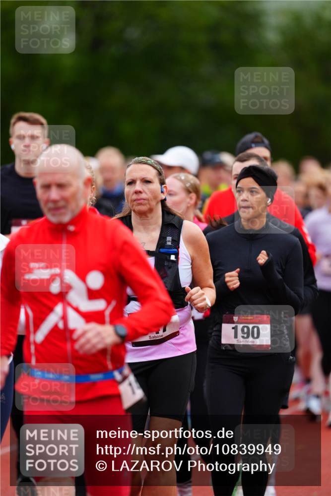 11.10.2026 - Bramfelder Halbmarathon 2026 LAZAROV Photography http://msf.ph/oto/10839949 11.10.2026 09:31:18 Laufen 190 meine-sportfotos.de