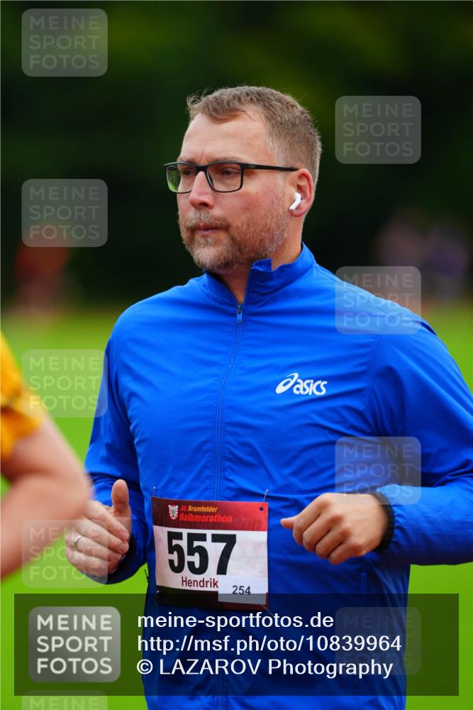 11.10.2026 - Bramfelder Halbmarathon 2026 LAZAROV Photography http://msf.ph/oto/10839964 11.10.2026 09:31:27 Laufen 35, 557, 100, 254 meine-sportfotos.de