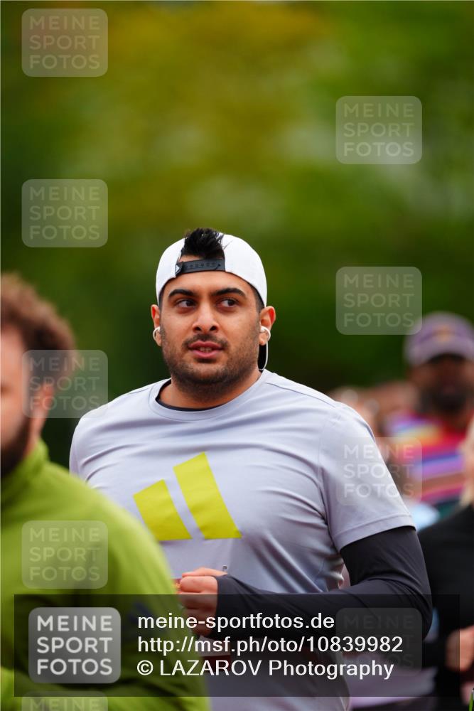 11.10.2026 - Bramfelder Halbmarathon 2026 LAZAROV Photography http://msf.ph/oto/10839982 11.10.2026 09:31:38 Laufen 100000 meine-sportfotos.de