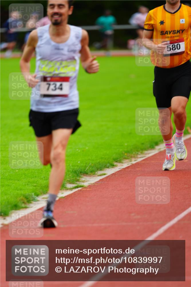 11.10.2026 - Bramfelder Halbmarathon 2026 LAZAROV Photography http://msf.ph/oto/10839997 11.10.2026 09:31:56 Laufen 734, 580 meine-sportfotos.de