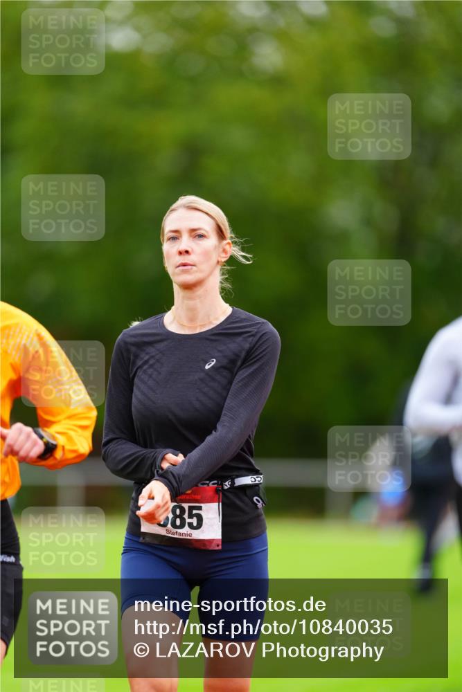 11.10.2026 - Bramfelder Halbmarathon 2026 LAZAROV Photography http://msf.ph/oto/10840035 11.10.2026 09:32:24 Laufen 85, 05 meine-sportfotos.de