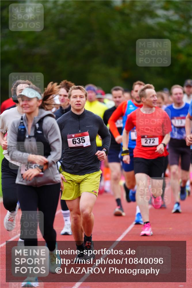11.10.2026 - Bramfelder Halbmarathon 2026 LAZAROV Photography http://msf.ph/oto/10840096 11.10.2026 09:32:58 Laufen 350, 635, 98, 272 meine-sportfotos.de