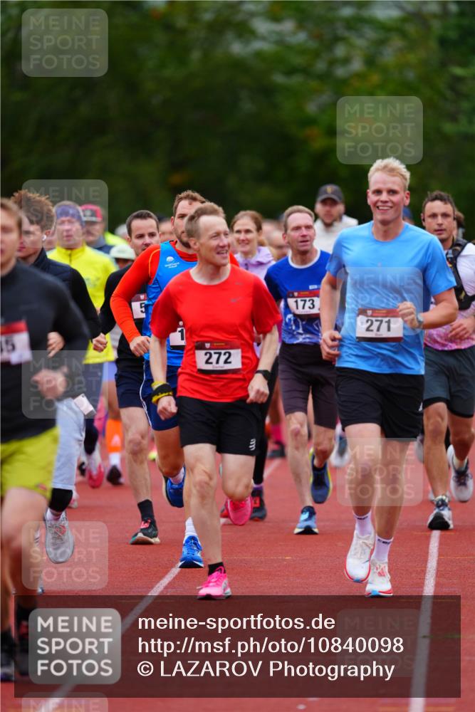 11.10.2026 - Bramfelder Halbmarathon 2026 LAZAROV Photography http://msf.ph/oto/10840098 11.10.2026 09:32:58 Laufen 15, 1, 272, 173, 271 meine-sportfotos.de