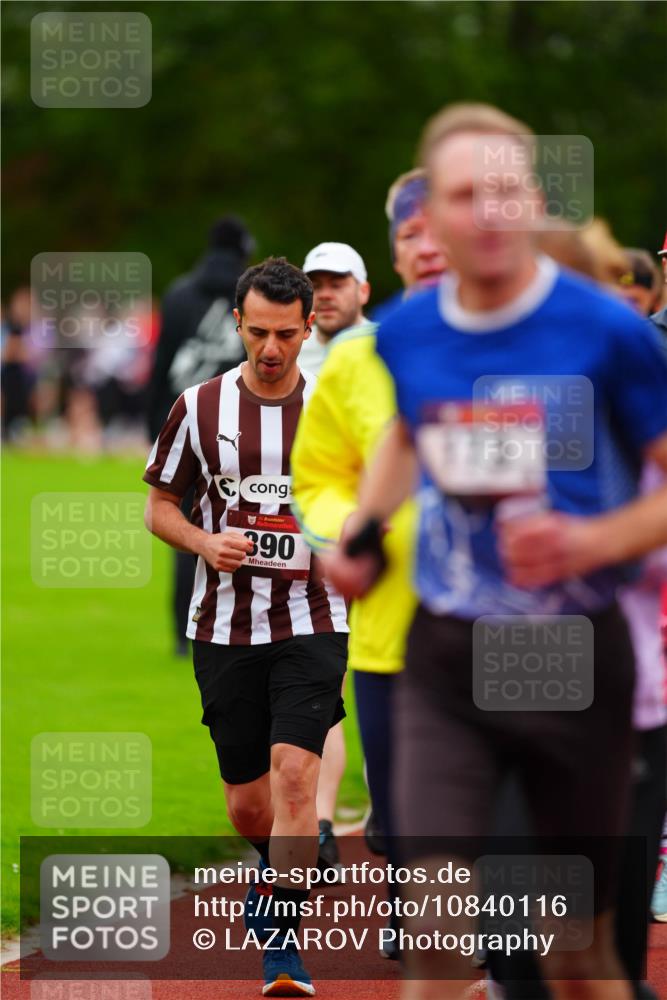 11.10.2026 - Bramfelder Halbmarathon 2026 LAZAROV Photography http://msf.ph/oto/10840116 11.10.2026 09:33:07 Laufen 173, 390 meine-sportfotos.de