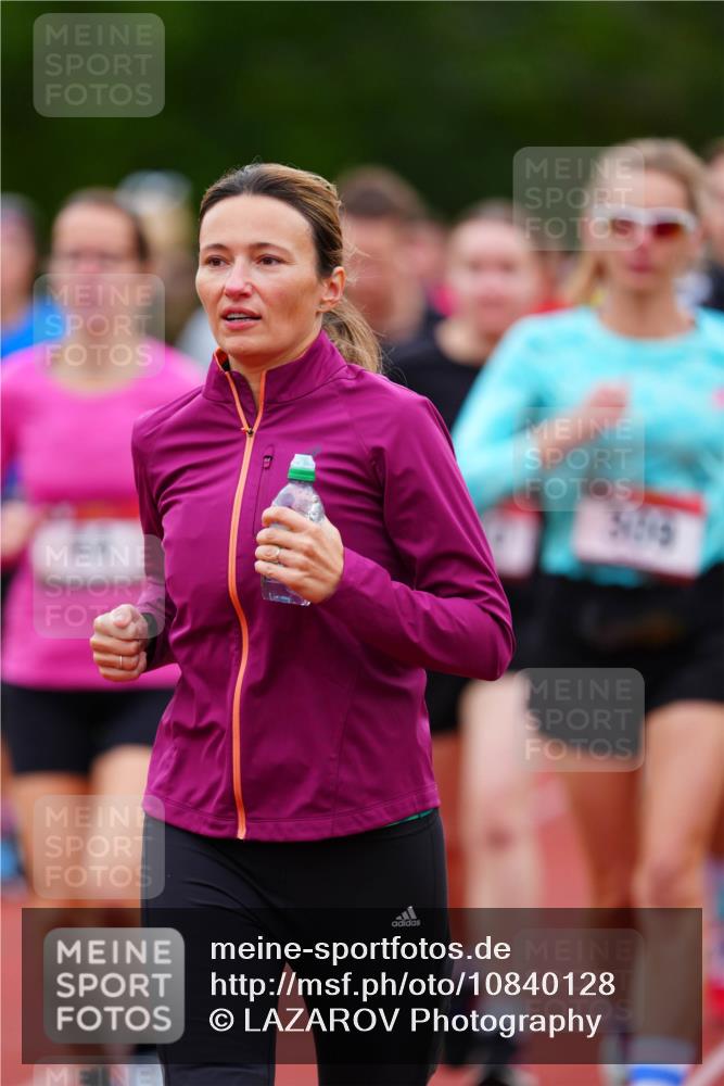 11.10.2026 - Bramfelder Halbmarathon 2026 LAZAROV Photography http://msf.ph/oto/10840128 11.10.2026 09:33:14 Laufen 5816 meine-sportfotos.de