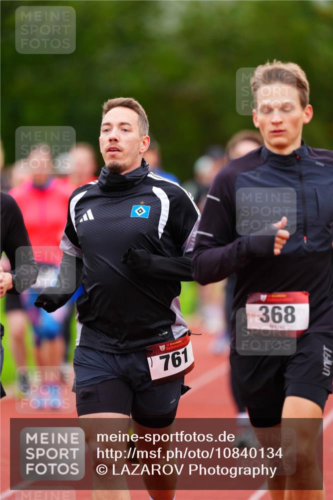 11.10.2026 - Bramfelder Halbmarathon 2026 LAZAROV Photography http://msf.ph/oto/10840134 11.10.2026 09:33:16 Laufen 761, 368 meine-sportfotos.de