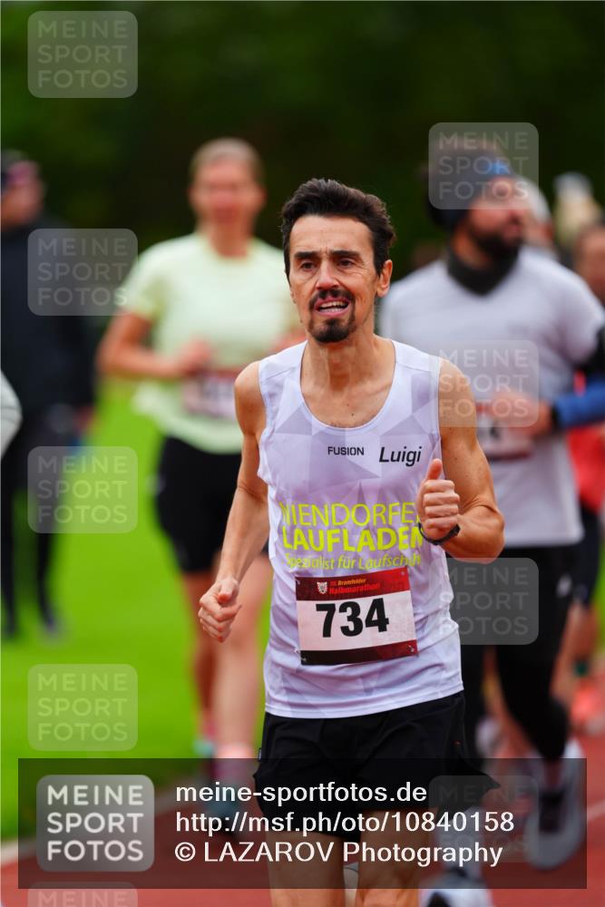 11.10.2026 - Bramfelder Halbmarathon 2026 LAZAROV Photography http://msf.ph/oto/10840158 11.10.2026 09:33:30 Laufen 5, 734 meine-sportfotos.de