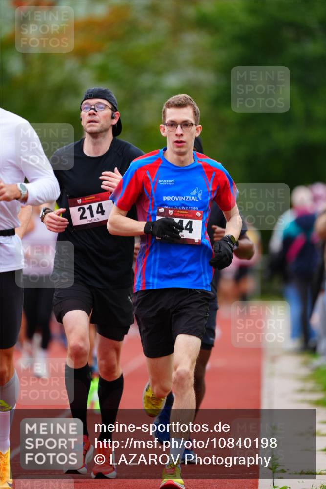 11.10.2026 - Bramfelder Halbmarathon 2026 LAZAROV Photography http://msf.ph/oto/10840198 11.10.2026 09:33:51 Laufen 214, 35, 44 meine-sportfotos.de