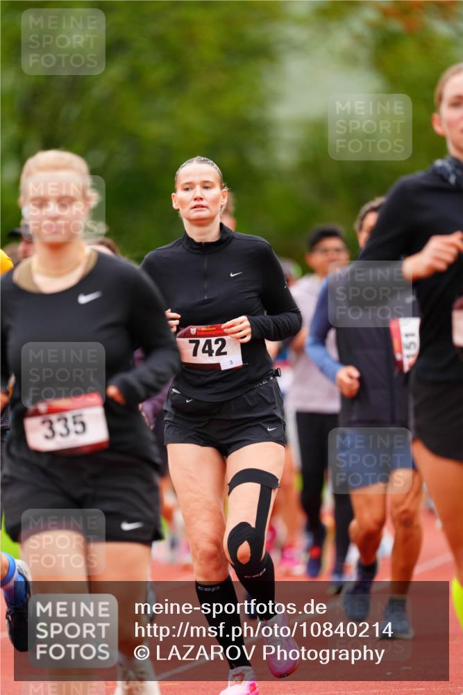 11.10.2026 - Bramfelder Halbmarathon 2026 LAZAROV Photography http://msf.ph/oto/10840214 11.10.2026 09:34:03 Laufen 335, 742 meine-sportfotos.de
