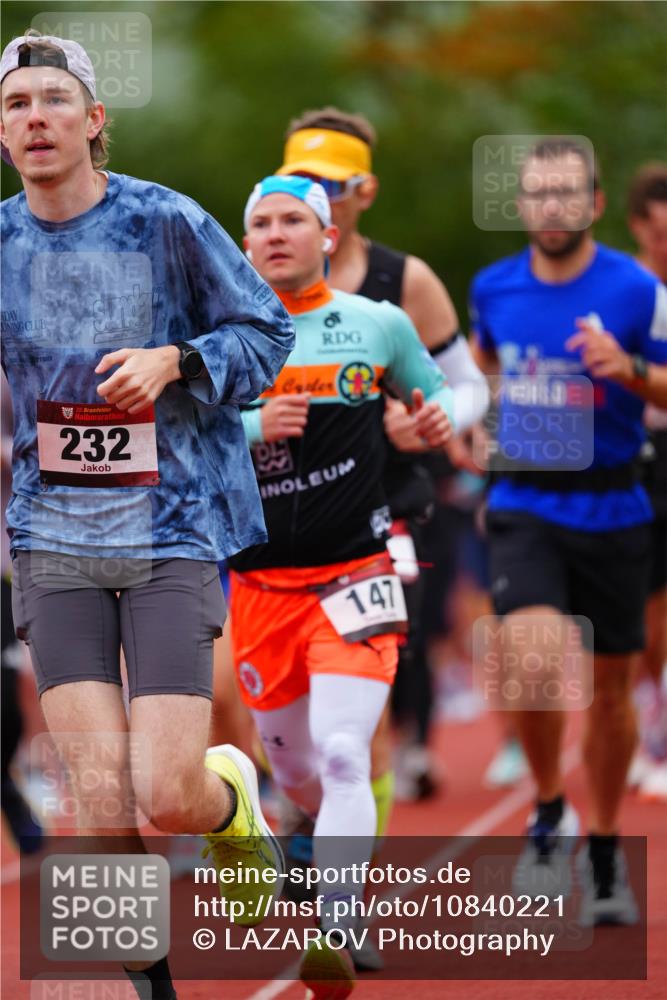 11.10.2026 - Bramfelder Halbmarathon 2026 LAZAROV Photography http://msf.ph/oto/10840221 11.10.2026 09:34:06 Laufen 35, 232, 147 meine-sportfotos.de