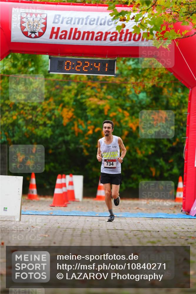 11.10.2026 - Bramfelder Halbmarathon 2026 LAZAROV Photography http://msf.ph/oto/10840271 11.10.2026 09:52:39 Laufen 0, 22, 41, 734 meine-sportfotos.de