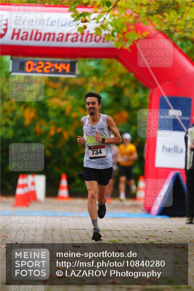 11.10.2026 - Bramfelder Halbmarathon 2026 LAZAROV Photography http://msf.ph/oto/10840280 11.10.2026 09:52:42 Laufen 0, 22, 44, 734 meine-sportfotos.de