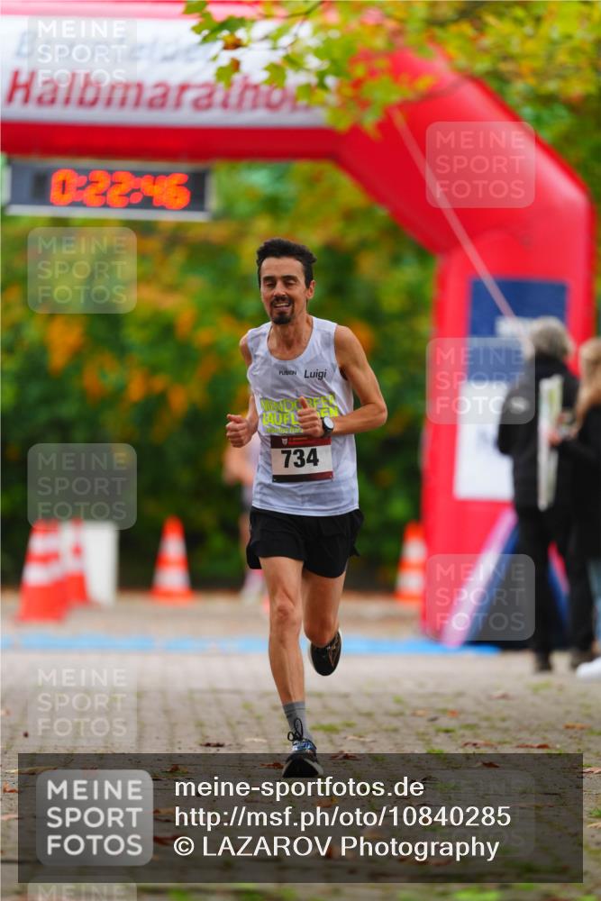 11.10.2026 - Bramfelder Halbmarathon 2026 LAZAROV Photography http://msf.ph/oto/10840285 11.10.2026 09:52:44 Laufen 0, 22, 46, 734 meine-sportfotos.de