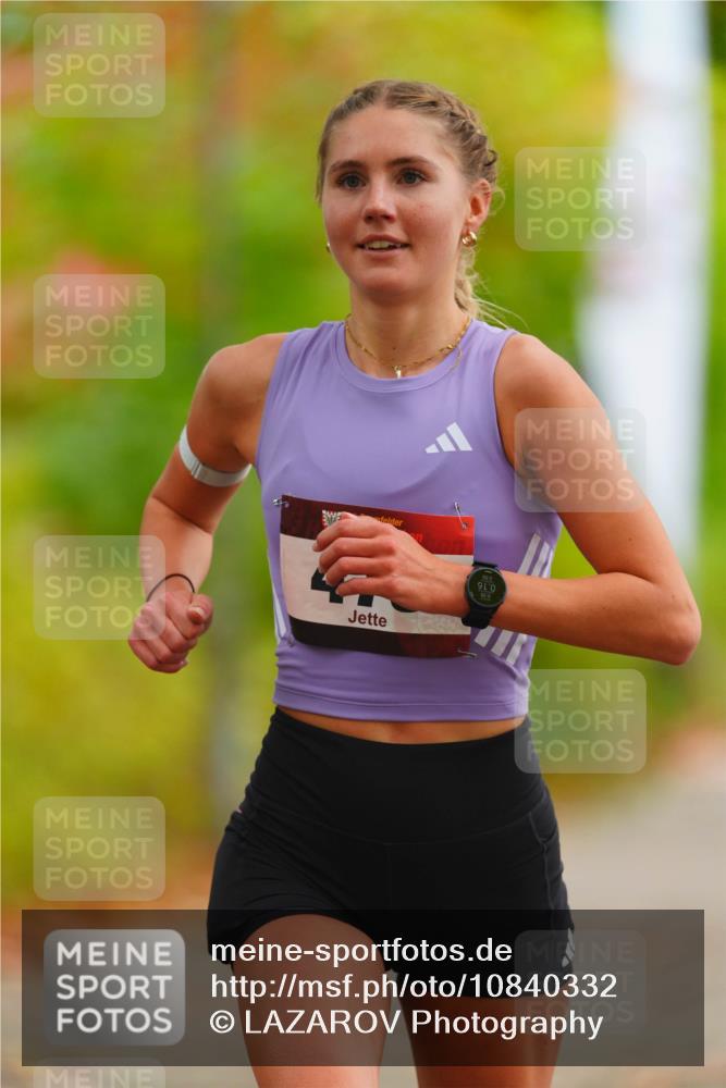 11.10.2026 - Bramfelder Halbmarathon 2026 LAZAROV Photography http://msf.ph/oto/10840332 11.10.2026 09:53:31 Laufen 91, 0, 0 meine-sportfotos.de