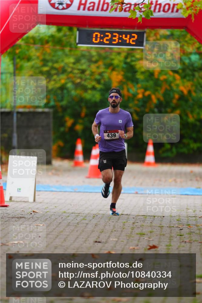 11.10.2026 - Bramfelder Halbmarathon 2026 LAZAROV Photography http://msf.ph/oto/10840334 11.10.2026 09:53:40 Laufen 0, 23, 42, 00, 439 meine-sportfotos.de