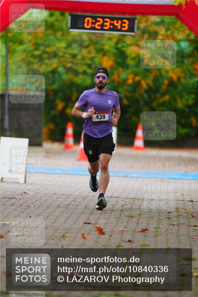 11.10.2026 - Bramfelder Halbmarathon 2026 LAZAROV Photography http://msf.ph/oto/10840336 11.10.2026 09:53:41 Laufen 0, 23, 43, 13, 439, 4 meine-sportfotos.de