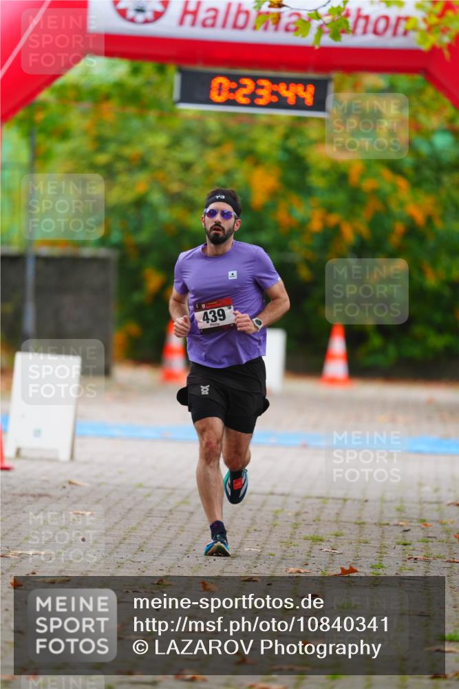 11.10.2026 - Bramfelder Halbmarathon 2026 LAZAROV Photography http://msf.ph/oto/10840341 11.10.2026 09:53:42 Laufen 0, 23, 44, 439, 13 meine-sportfotos.de