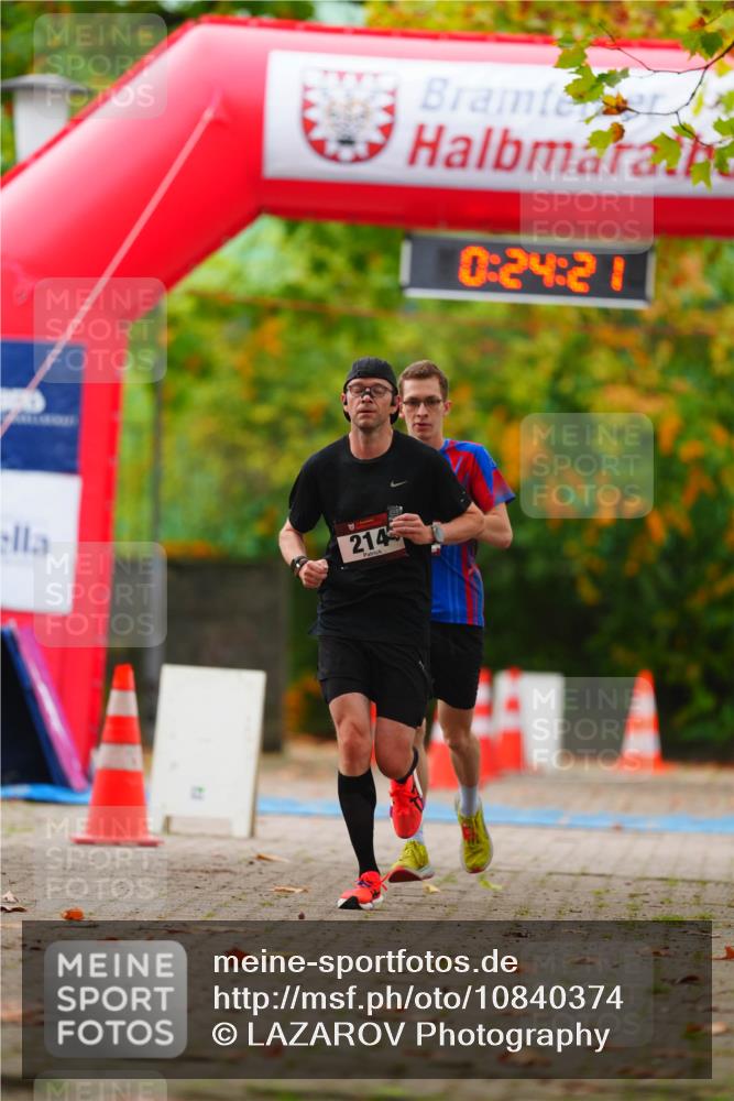 11.10.2026 - Bramfelder Halbmarathon 2026 LAZAROV Photography http://msf.ph/oto/10840374 11.10.2026 09:54:19 Laufen 214, 0, 24, 21 meine-sportfotos.de