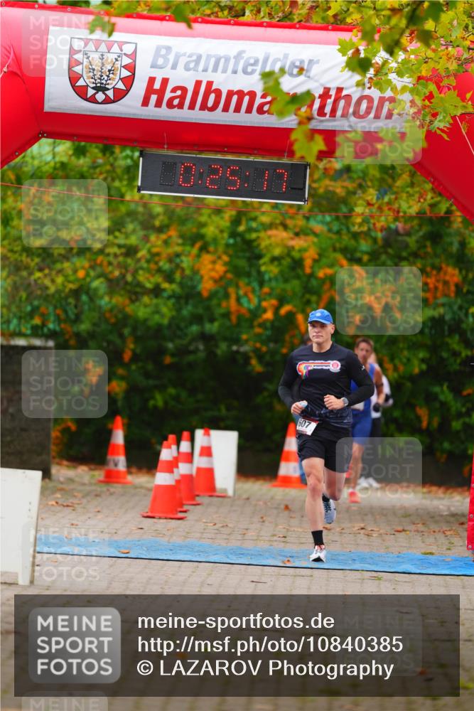 11.10.2026 - Bramfelder Halbmarathon 2026 LAZAROV Photography http://msf.ph/oto/10840385 11.10.2026 09:55:15 Laufen 607 meine-sportfotos.de