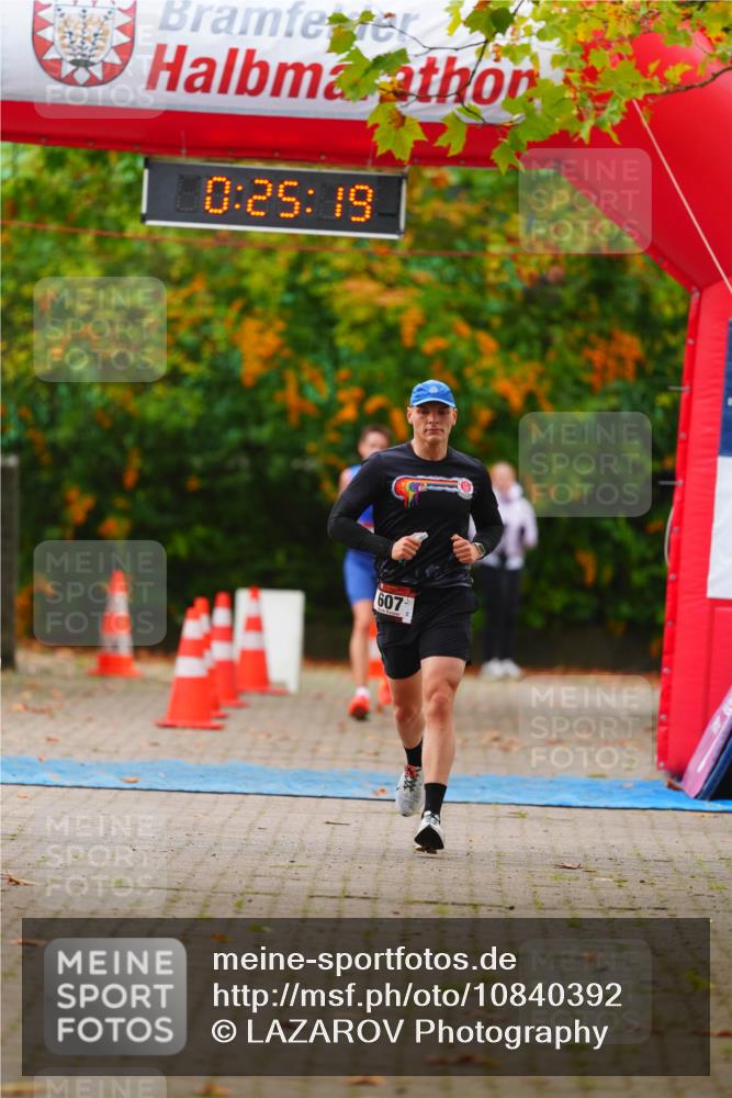 11.10.2026 - Bramfelder Halbmarathon 2026 LAZAROV Photography http://msf.ph/oto/10840392 11.10.2026 09:55:17 Laufen 0, 25, 19, 607 meine-sportfotos.de