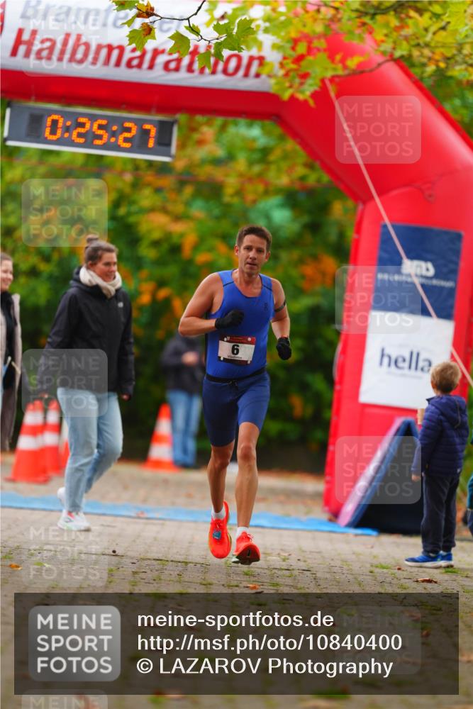 11.10.2026 - Bramfelder Halbmarathon 2026 LAZAROV Photography http://msf.ph/oto/10840400 11.10.2026 09:55:25 Laufen 0, 25, 27, 6 meine-sportfotos.de