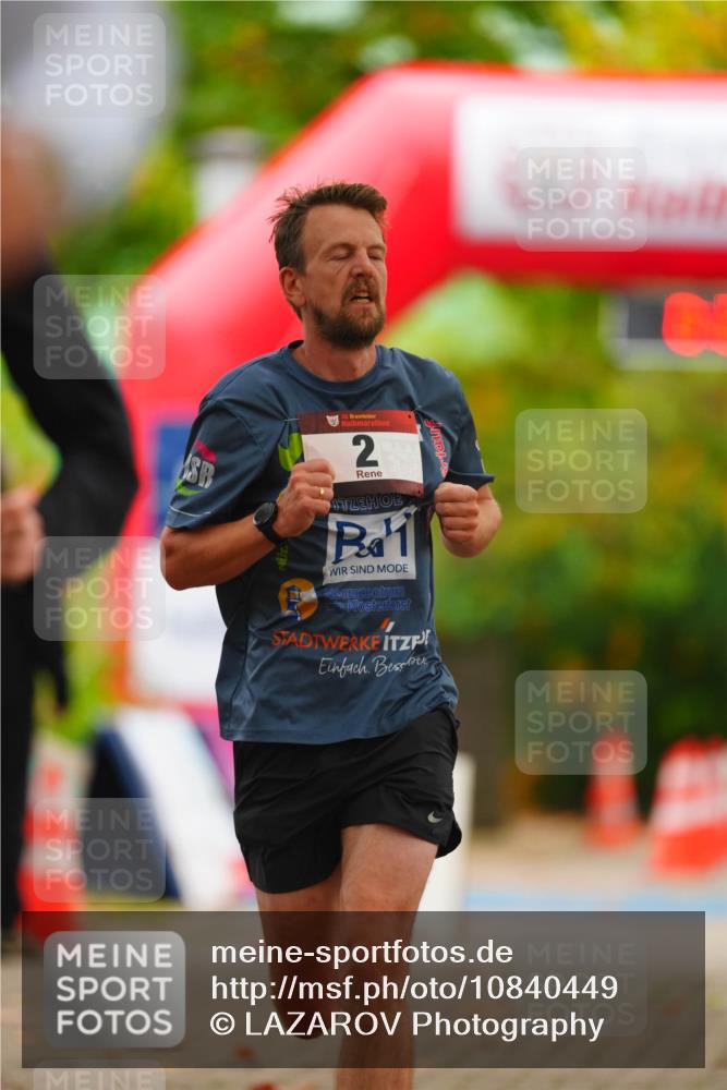 11.10.2026 - Bramfelder Halbmarathon 2026 LAZAROV Photography http://msf.ph/oto/10840449 11.10.2026 09:55:53 Laufen 35, 2 meine-sportfotos.de