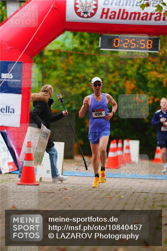 11.10.2026 - Bramfelder Halbmarathon 2026 LAZAROV Photography http://msf.ph/oto/10840457 11.10.2026 09:55:56 Laufen 496, 0, 25, 58 meine-sportfotos.de