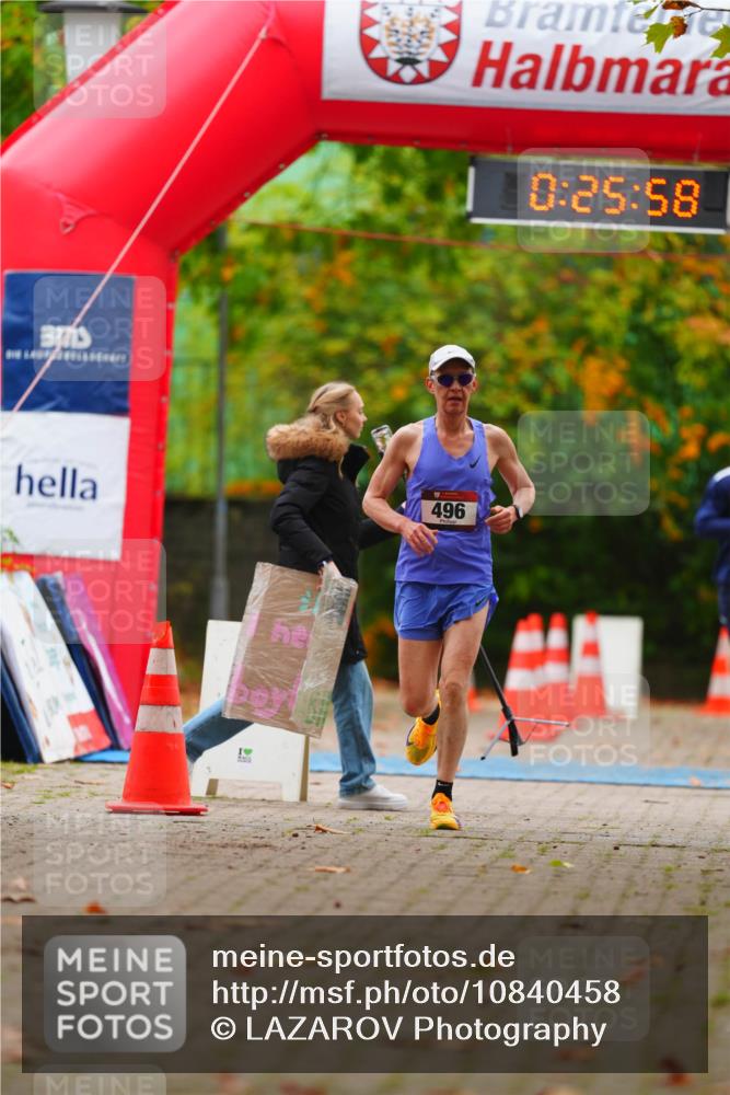 11.10.2026 - Bramfelder Halbmarathon 2026 LAZAROV Photography http://msf.ph/oto/10840458 11.10.2026 09:55:56 Laufen 496, 0, 25, 58 meine-sportfotos.de