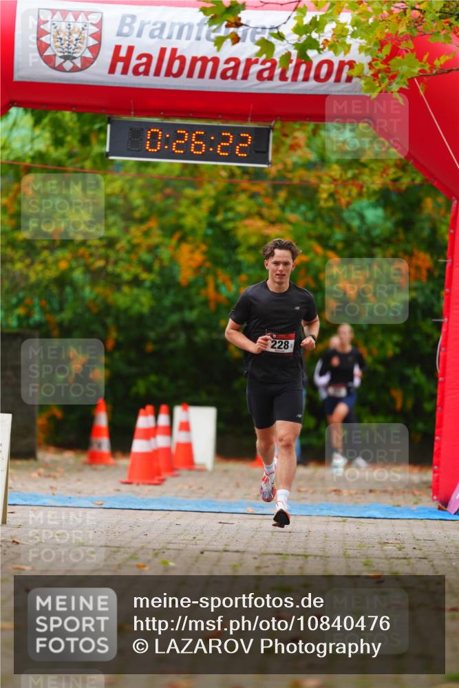 11.10.2026 - Bramfelder Halbmarathon 2026 LAZAROV Photography http://msf.ph/oto/10840476 11.10.2026 09:56:20 Laufen 0, 26, 22, 228 meine-sportfotos.de