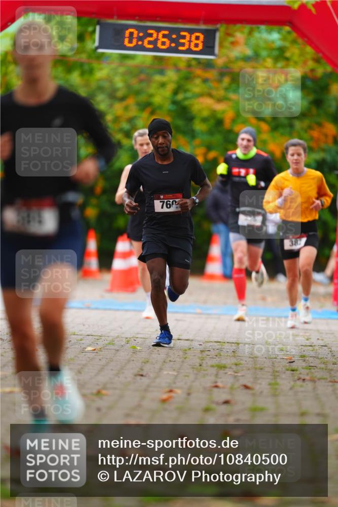11.10.2026 - Bramfelder Halbmarathon 2026 LAZAROV Photography http://msf.ph/oto/10840500 11.10.2026 09:56:36 Laufen 0, 26, 38, 760, 38 meine-sportfotos.de