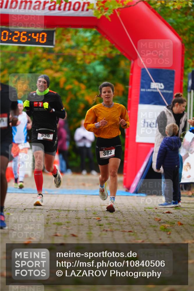 11.10.2026 - Bramfelder Halbmarathon 2026 LAZAROV Photography http://msf.ph/oto/10840506 11.10.2026 09:56:38 Laufen 0, 26, 40, 336, 382 meine-sportfotos.de