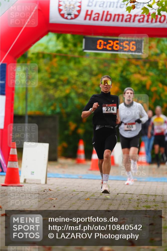11.10.2026 - Bramfelder Halbmarathon 2026 LAZAROV Photography http://msf.ph/oto/10840542 11.10.2026 09:56:54 Laufen 0, 26, 56, 274 meine-sportfotos.de