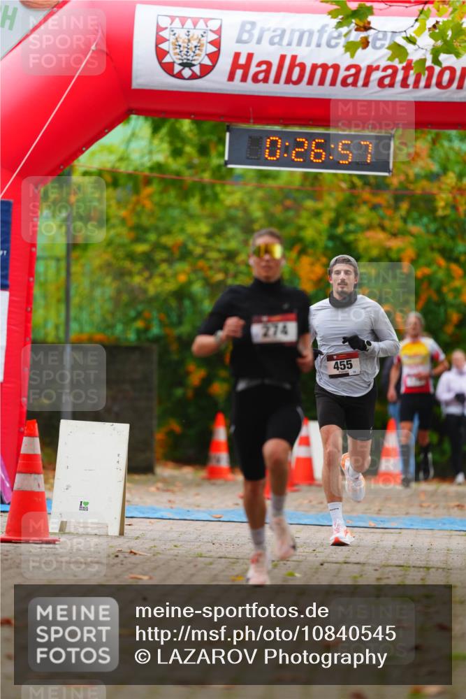 11.10.2026 - Bramfelder Halbmarathon 2026 LAZAROV Photography http://msf.ph/oto/10840545 11.10.2026 09:56:55 Laufen 0, 26, 57, 274, 455 meine-sportfotos.de