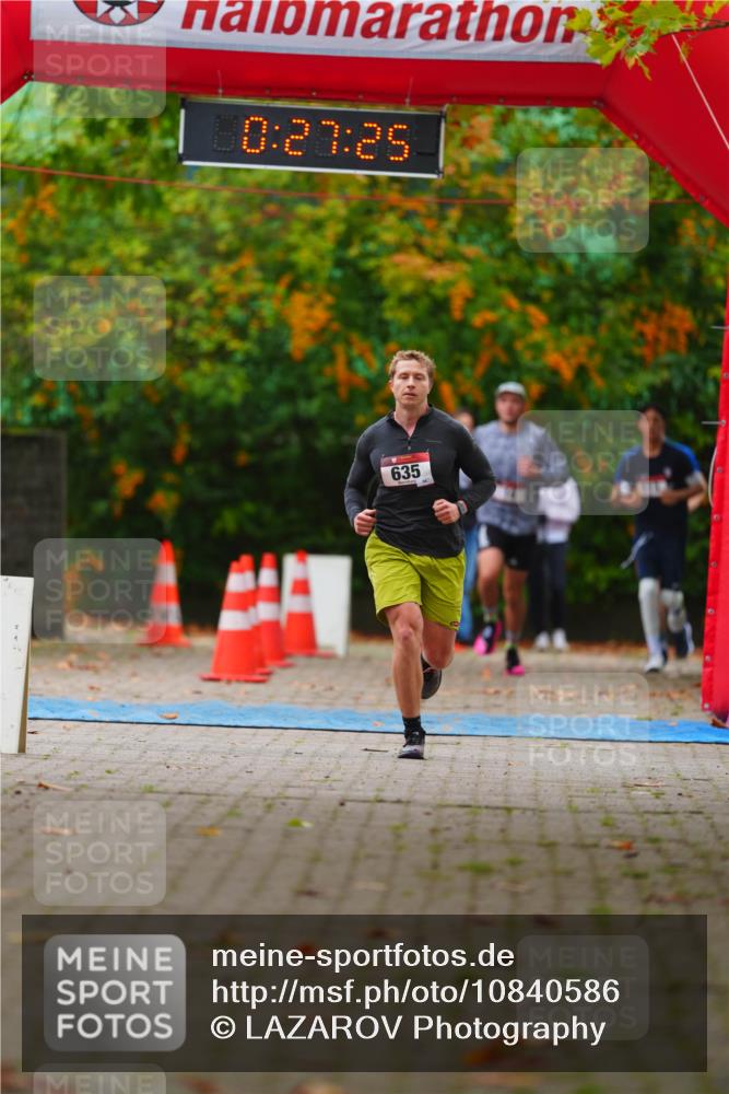 11.10.2026 - Bramfelder Halbmarathon 2026 LAZAROV Photography http://msf.ph/oto/10840586 11.10.2026 09:57:23 Laufen 0, 27, 29, 635 meine-sportfotos.de