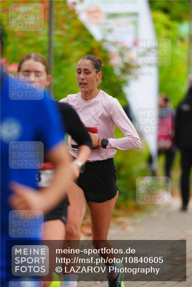 11.10.2026 - Bramfelder Halbmarathon 2026 LAZAROV Photography http://msf.ph/oto/10840605 11.10.2026 09:57:44 Laufen  meine-sportfotos.de