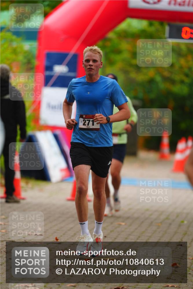 11.10.2026 - Bramfelder Halbmarathon 2026 LAZAROV Photography http://msf.ph/oto/10840613 11.10.2026 09:57:47 Laufen 271 meine-sportfotos.de