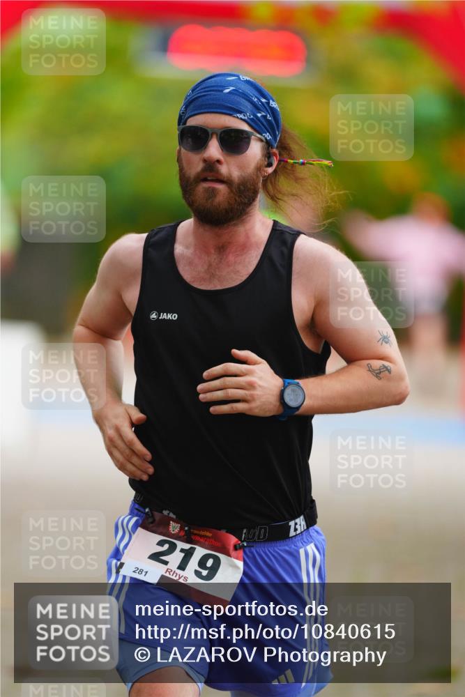 11.10.2026 - Bramfelder Halbmarathon 2026 LAZAROV Photography http://msf.ph/oto/10840615 11.10.2026 09:57:48 Laufen 281, 219, 23 meine-sportfotos.de