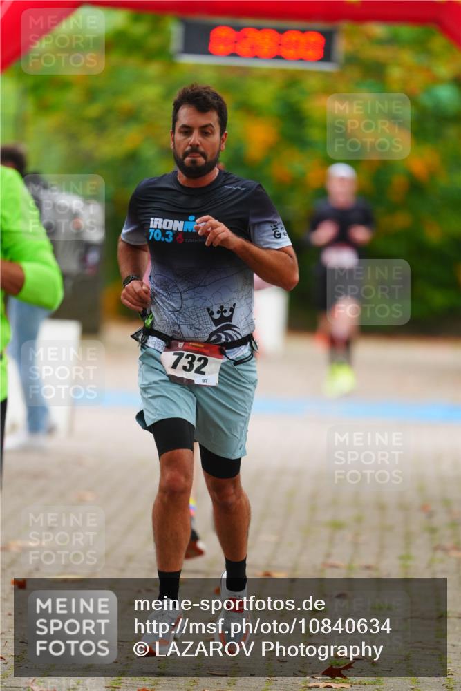 11.10.2026 - Bramfelder Halbmarathon 2026 LAZAROV Photography http://msf.ph/oto/10840634 11.10.2026 09:57:58 Laufen 70, 3, 732, 97 meine-sportfotos.de
