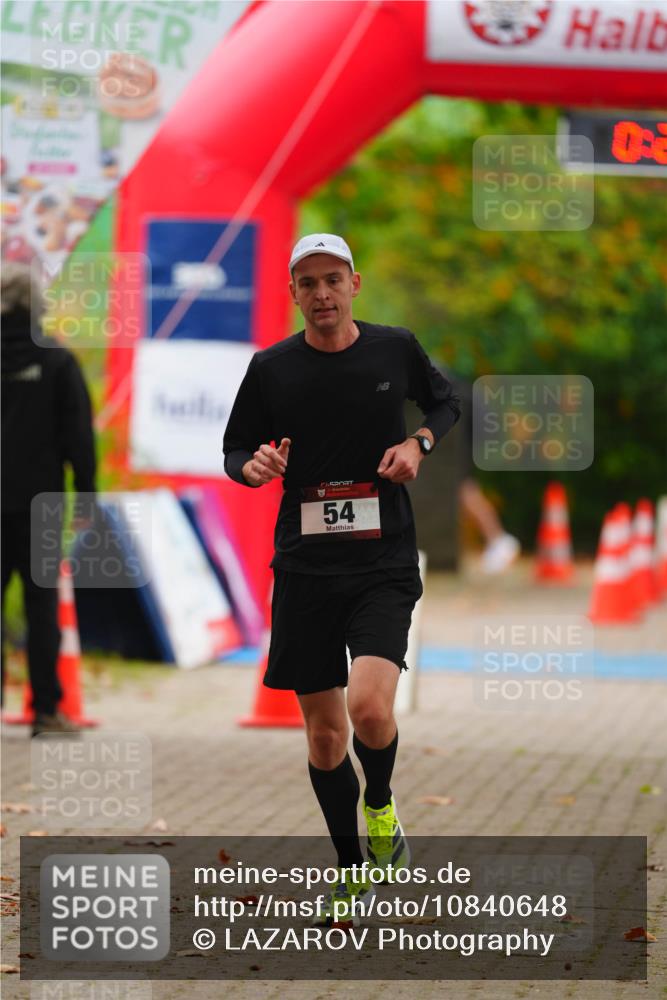 11.10.2026 - Bramfelder Halbmarathon 2026 LAZAROV Photography http://msf.ph/oto/10840648 11.10.2026 09:58:08 Laufen 4, 54 meine-sportfotos.de