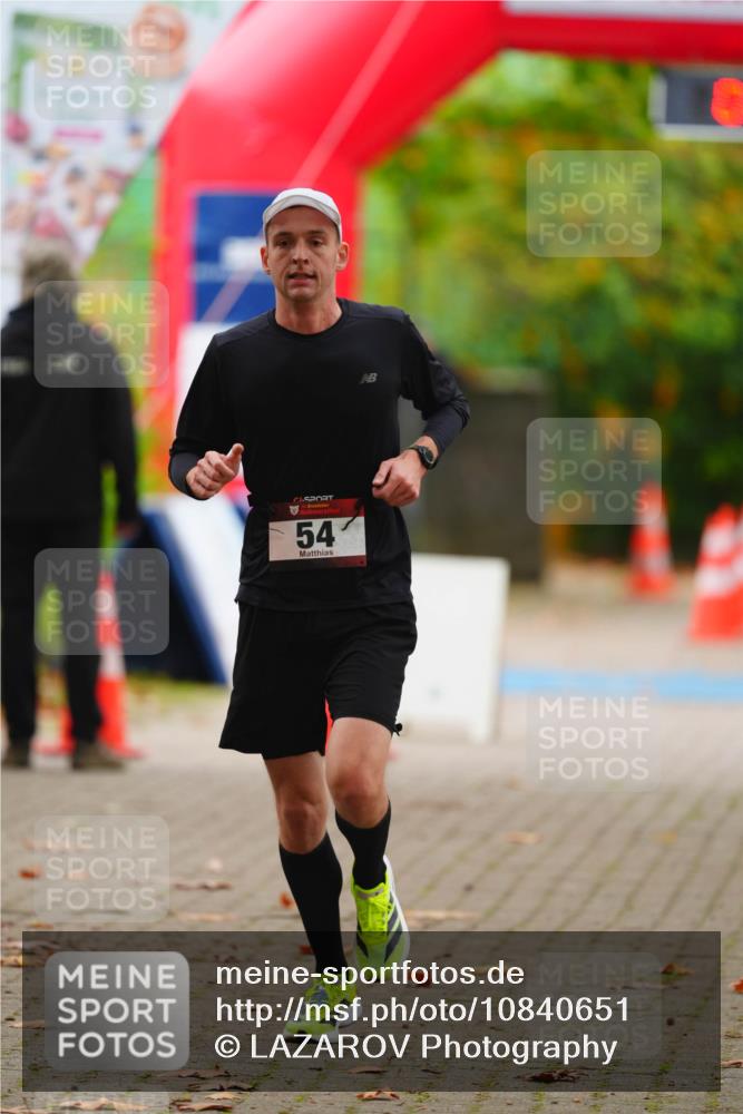11.10.2026 - Bramfelder Halbmarathon 2026 LAZAROV Photography http://msf.ph/oto/10840651 11.10.2026 09:58:08 Laufen 54 meine-sportfotos.de