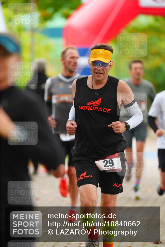 11.10.2026 - Bramfelder Halbmarathon 2026 LAZAROV Photography http://msf.ph/oto/10840662 11.10.2026 09:58:38 Laufen 29, 1 meine-sportfotos.de