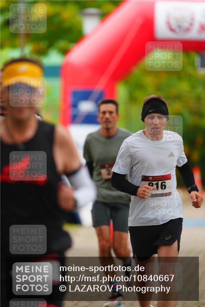 11.10.2026 - Bramfelder Halbmarathon 2026 LAZAROV Photography http://msf.ph/oto/10840667 11.10.2026 09:58:40 Laufen 20, 35, 916 meine-sportfotos.de
